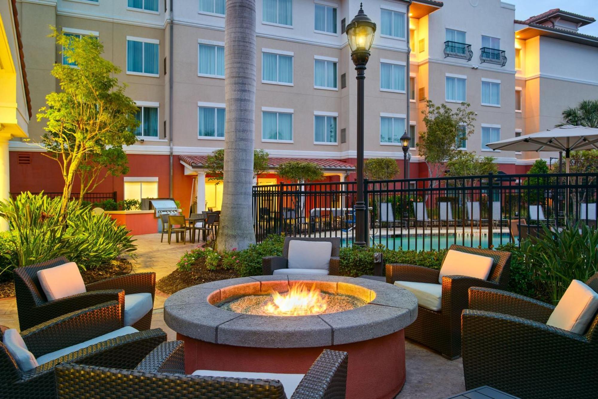 Residence Inn By Marriott Fort Myers At I-75 And Gulf Coast Town Center Estero Luaran gambar